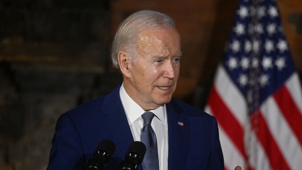 بايدن يعرب عن أمله في تمديد الهدنة في غزة ويقول أنه سيتحدث مع نتنياهو بهذا الشأن