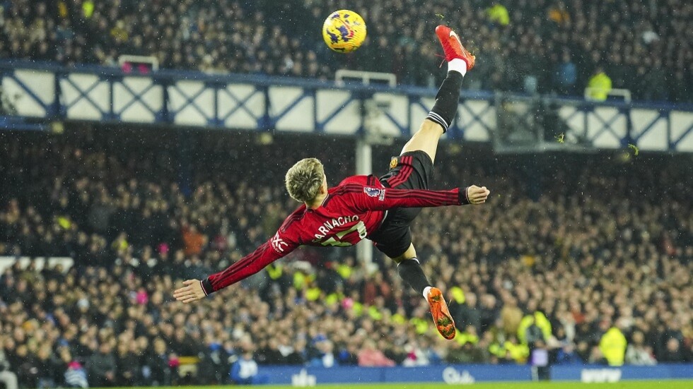 غارناتشو يسجل هدفا "بمقصية رائعة" على غرار رونالدو ويحتفل بطريقته (فيديو)  