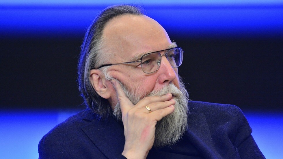 دوغين يقترح مقابلة الأيديولوجية الروسية بالعولمة الليبرالية الأنغلوساكسونية