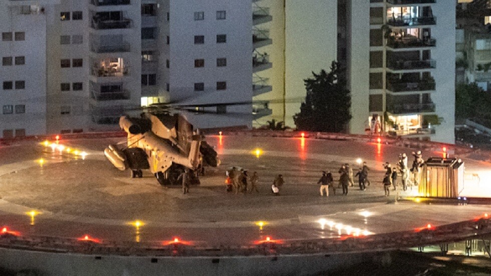 إسرائيل تتسلم أسرى الدفعة الرابعة في غزة من الصليب الأحمر