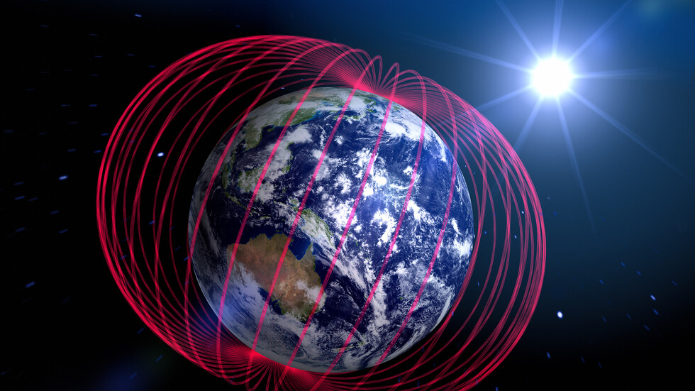 المجال المغناطيسي للأرض "يُظهر علامات الانقلاب"