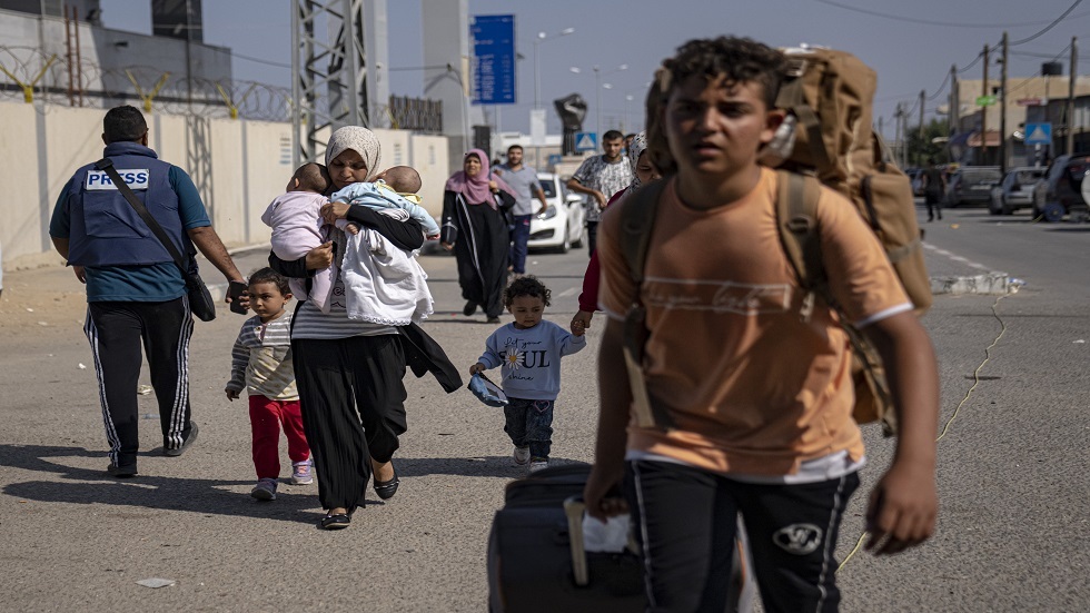 "سي إن إن" تكشف جنسيات الأجانب الذين سيغادرون من غزة إلى مصر عبر معبر رفح