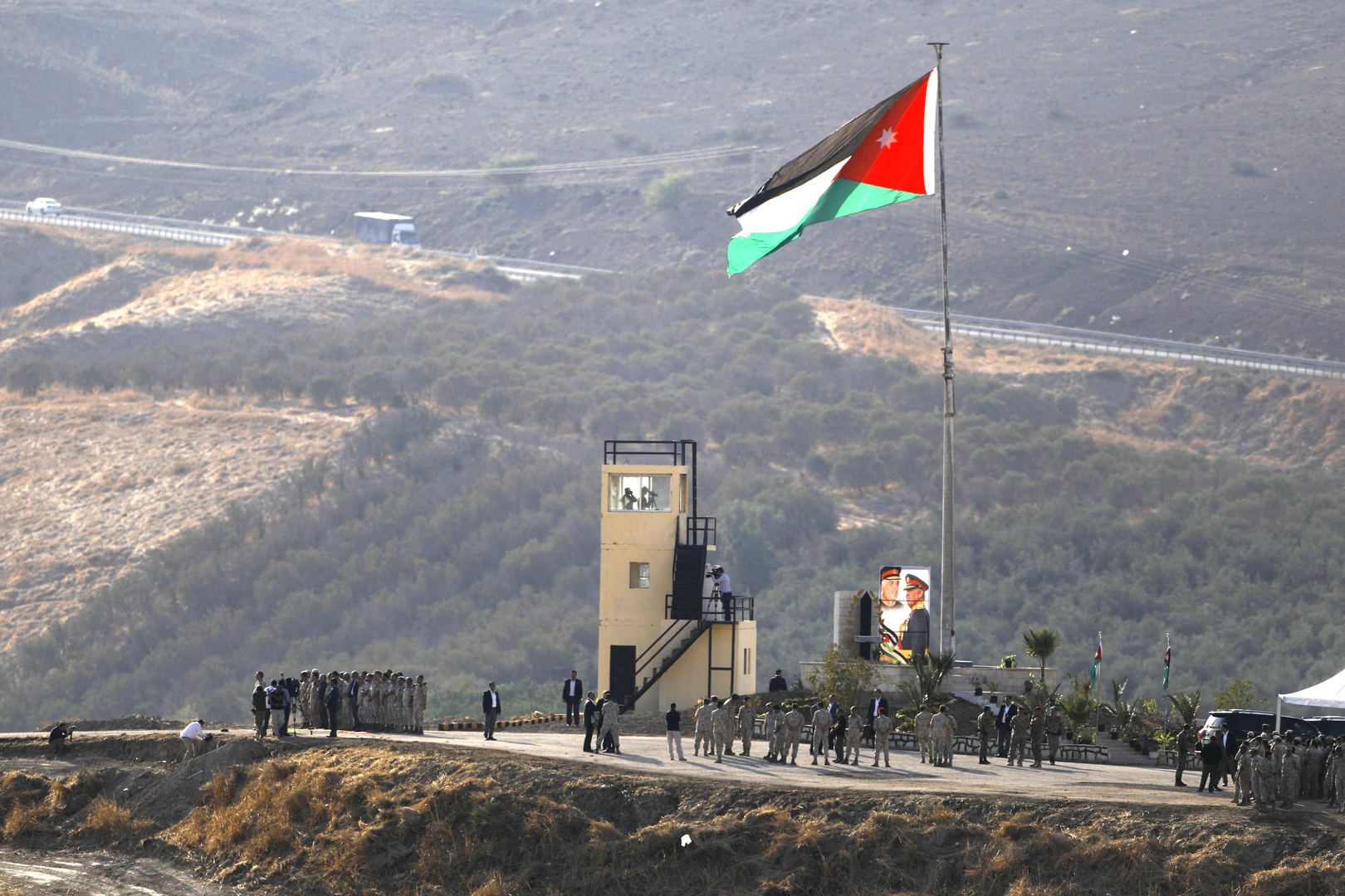 الأردن يستدعي سفيره لدى إسرائيل تعبيرا عن موقف المملكة الرافض للحرب المستعرة على غزة