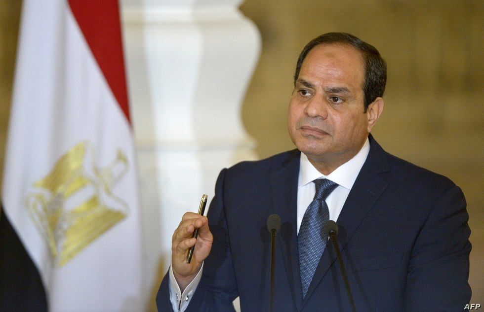 الرئيس المصري يرفض طلبا للحكومة