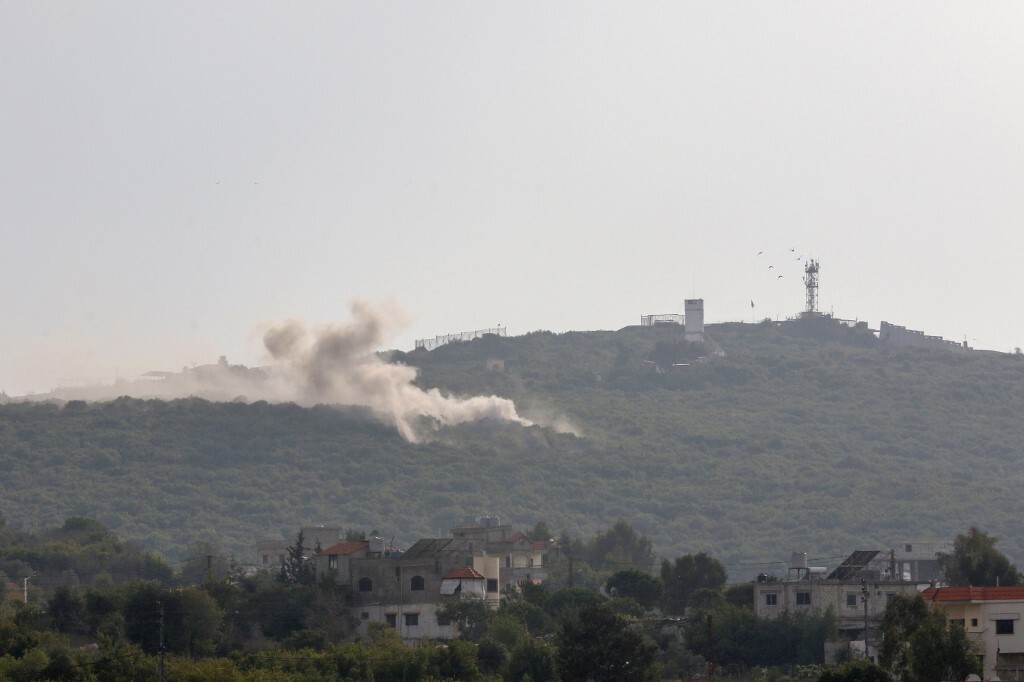 الجيش الإسرائيلي يعلن استهداف أحد مراكزه بصاروخ أطلق من لبنان