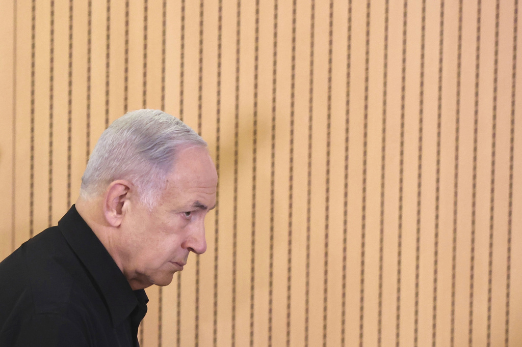 Ynet: مسؤولون أمنيون يحذرون من تصعيد أمني في الضفة الغربية بسبب عدم مسؤولية الوزراء