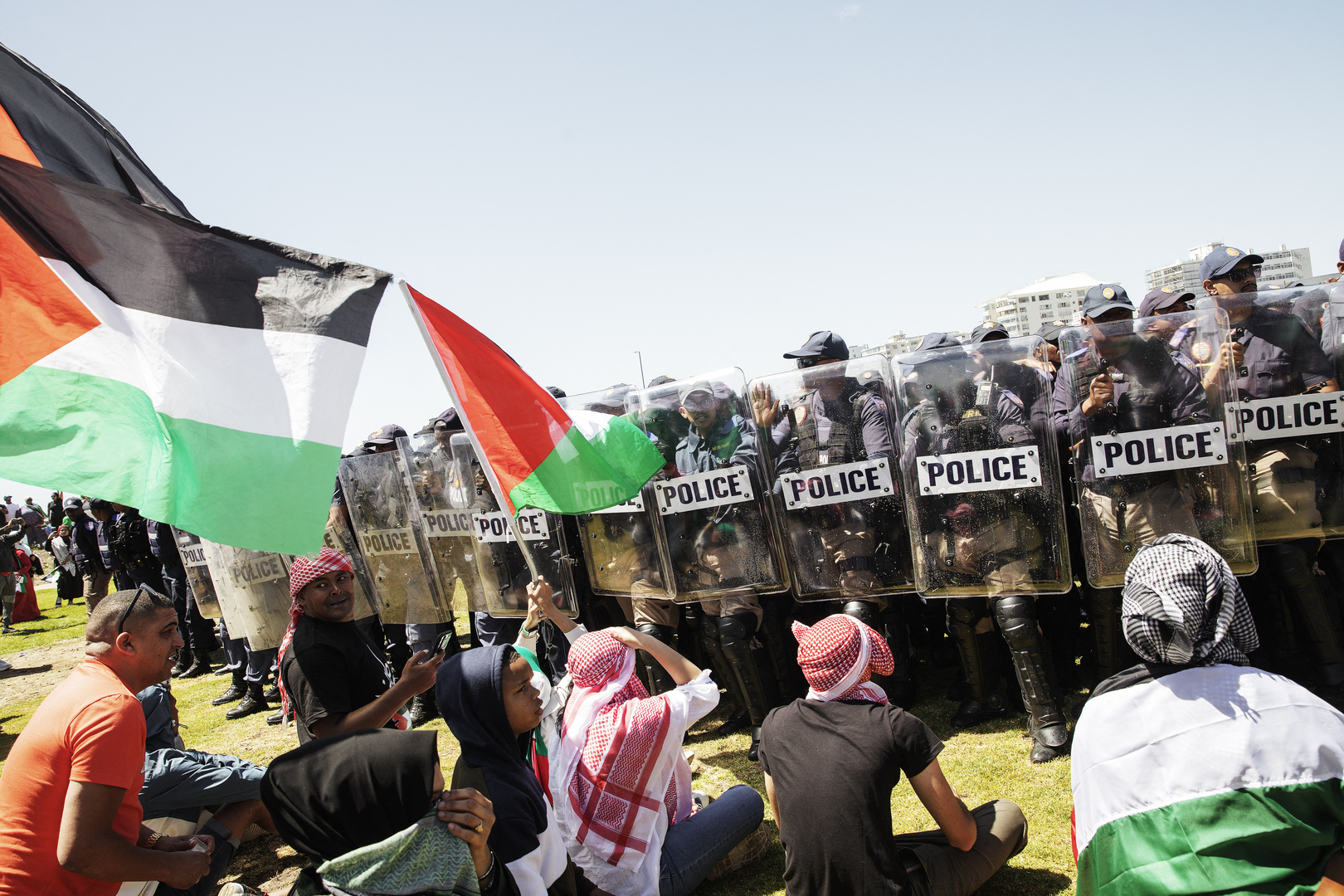توتر في جنوب إفريقيا اثر تظاهرتين إحداهما لمساندة فلسطين والأخرى لدعم الإسرائيليين