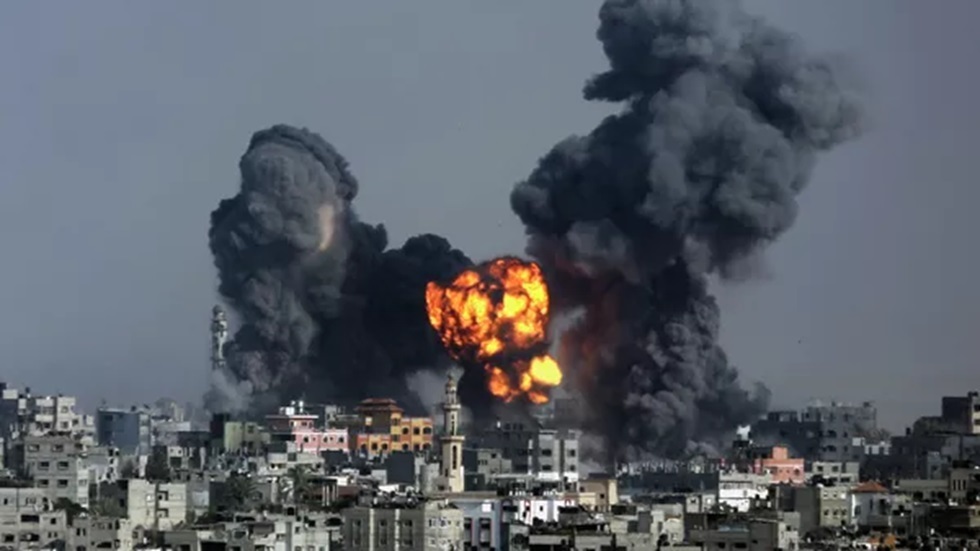 مذبحة في غزة بخط أسود رفيع