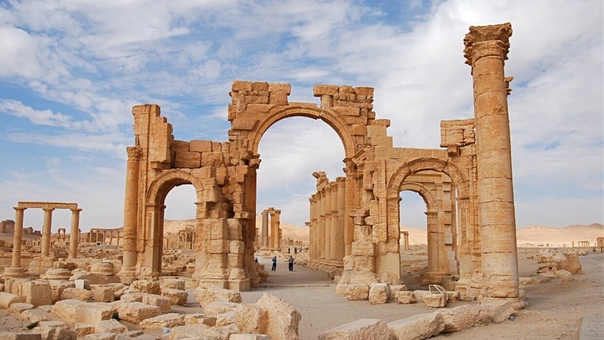 بوتين: مستعدون لنقل تجربة ترميم آثار تدمر السورية إلى مواقع أخرى في الشرق الأوسط