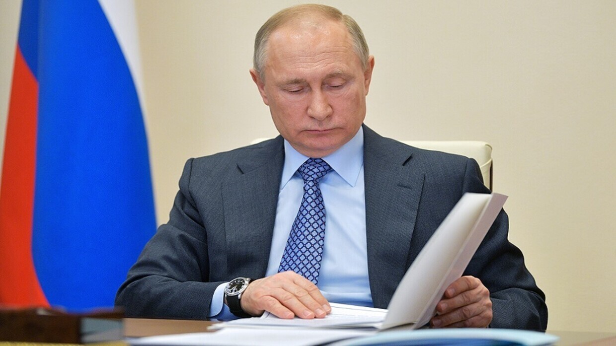 بوتين يوافق على اعتماد قوانين جديدة حول النظر في قضايا الجنسية الروسية