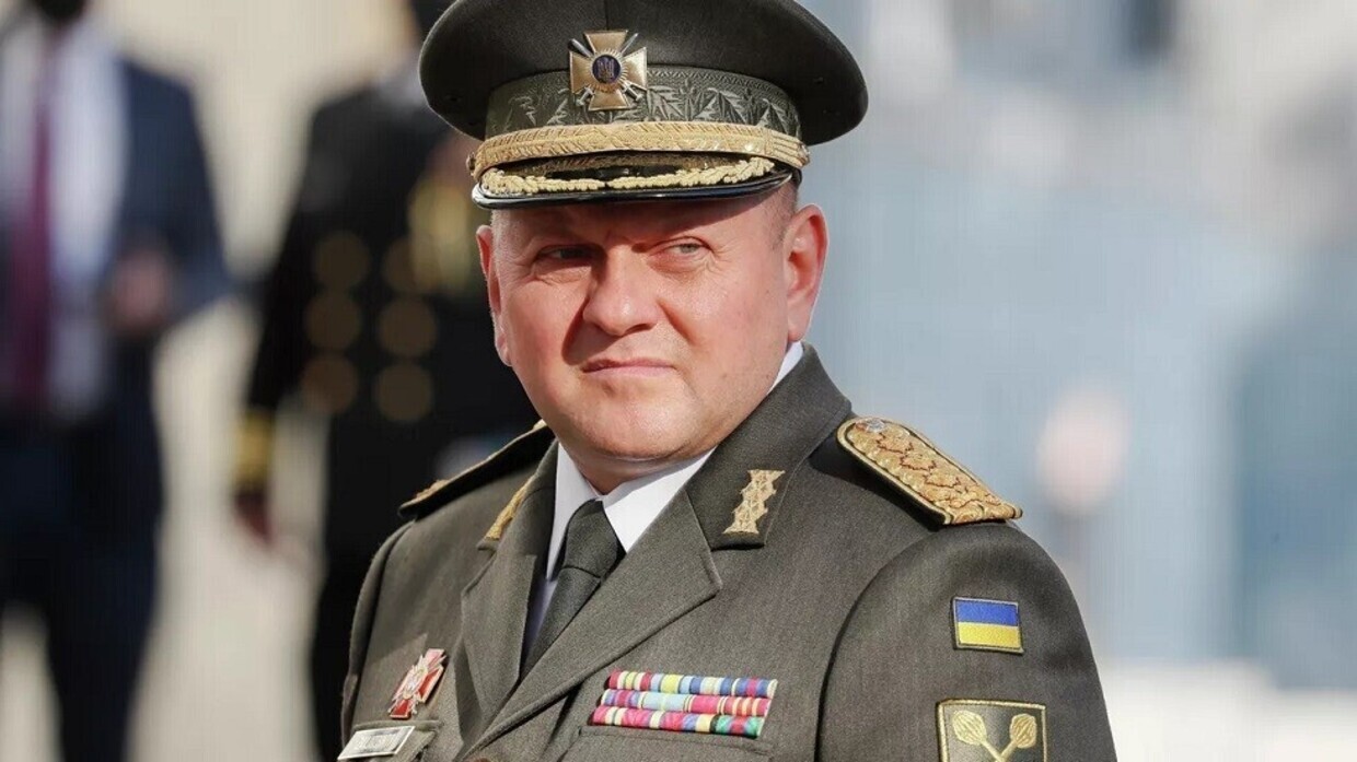 زالوجني: وضع القوات الأوكرانية صعب ولكنه تحت السيطرة