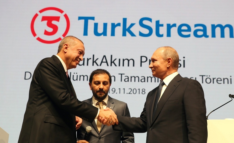 الرئيس بوتين ونظيره التركي أردوغان في حفل انتهاء القسم البحري للسيل التركي - 2018