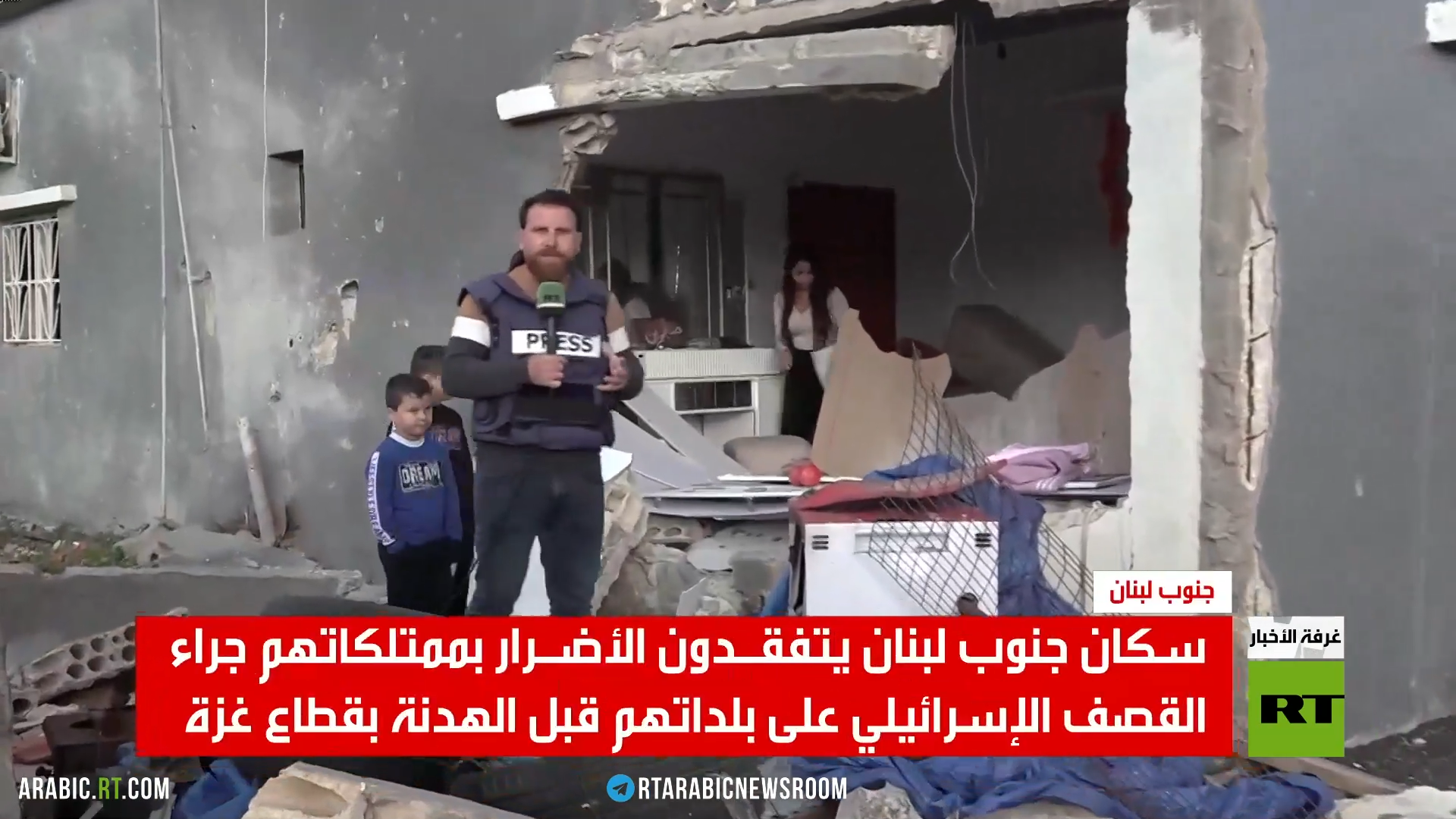 سكان جنوب لبنان يتفقدون أضرار ممتلكاتهم