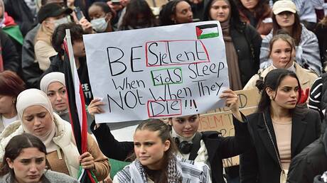 استطلاع يكشف تشدد المجتمع الألماني تجاه مهاجرين مسلمين بسبب إسرائيل