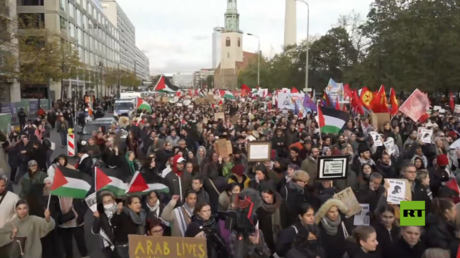 مظاهرة في برلين نصرة للشعب الفلسطيني