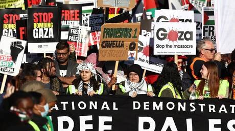 الشرطة البريطانية تعتقل 82 متطرفا خططوا لمهاجمة المسيرة الداعمة لفلسطين في لندن