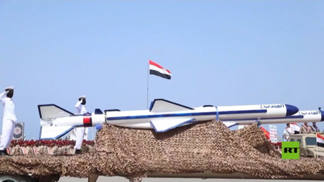 الحوثيون يعلنون استهداف مواقع عسكرية في إيلات بدفعة من الصواريخ المجنحة