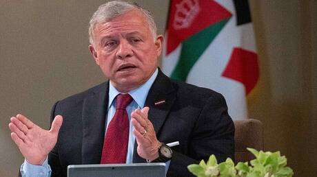 الملك عبدالله الثاني ردا على محاولات تهجير الفلسطينيين: الأردن تقف مع مصر في حندق واحد