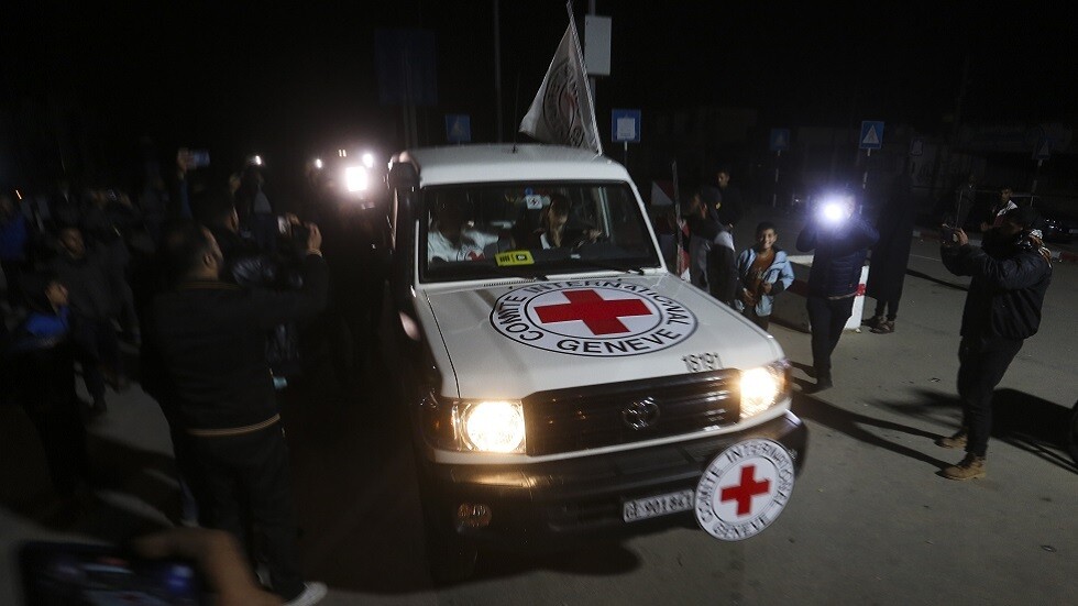 صحيفة: إسرائيل و"حماس" تمددان الهدنة ليوم آخر