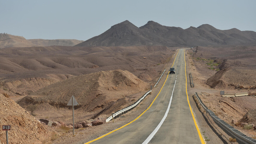 الجيش الإسرائيلي: أنظمة الدفاع الجوي تعترض صاروخا على الأقل أطلق تجاه إيلات