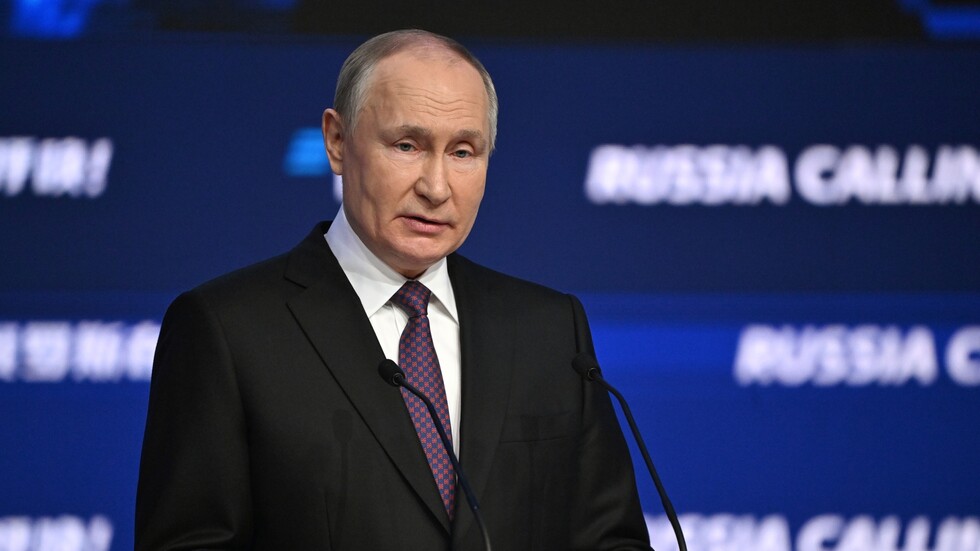 بوتين: الاقتصاد العالمي يمر بمرحلة فارقة وروسيا لم تعد كما يزعم الغرب "محطة وقود"