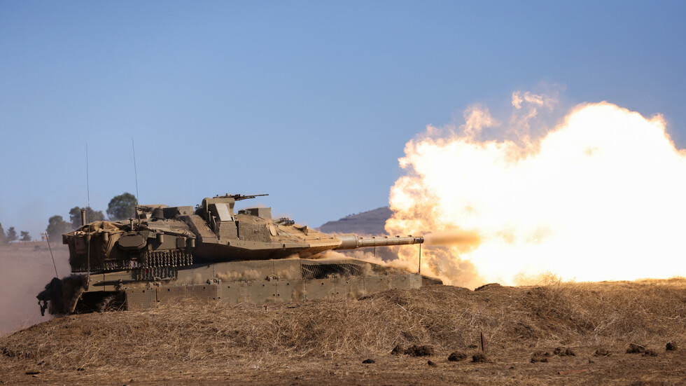 الجيش الإسرائيلي يقصف بعنف جنوب لبنان ويعلن اعتراض هدف جوي مشبوه