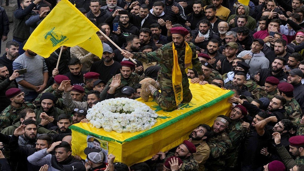 إعلام إسرائيلي: مقتل نجل قيادي في "حزب الله" بقصف إسرائيلي على سوريا