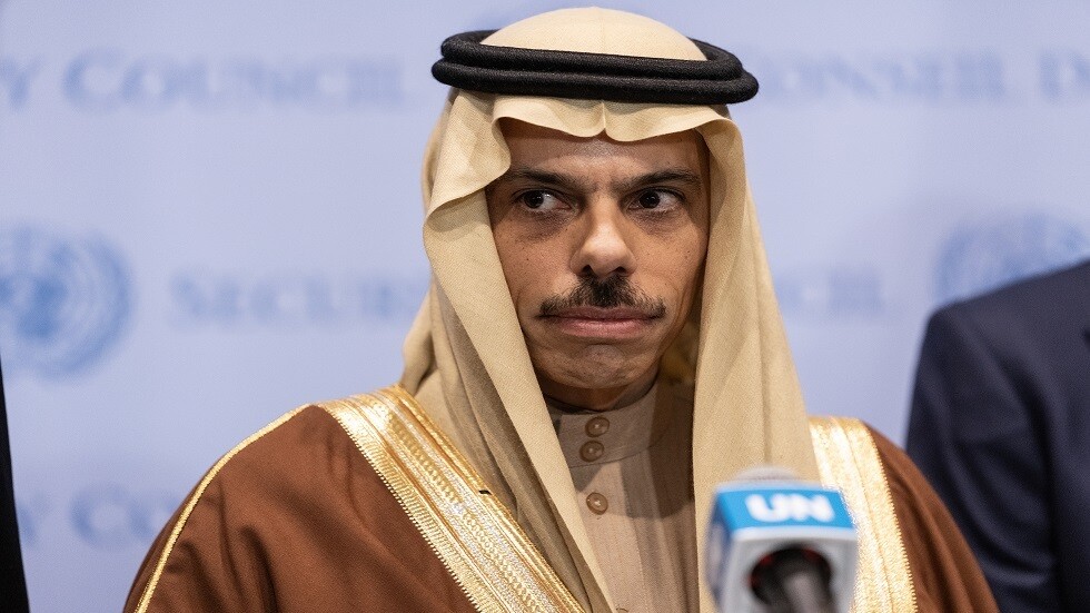 بن فرحان يترأس اجتماعا مع بلينكن حول غزة (صور)