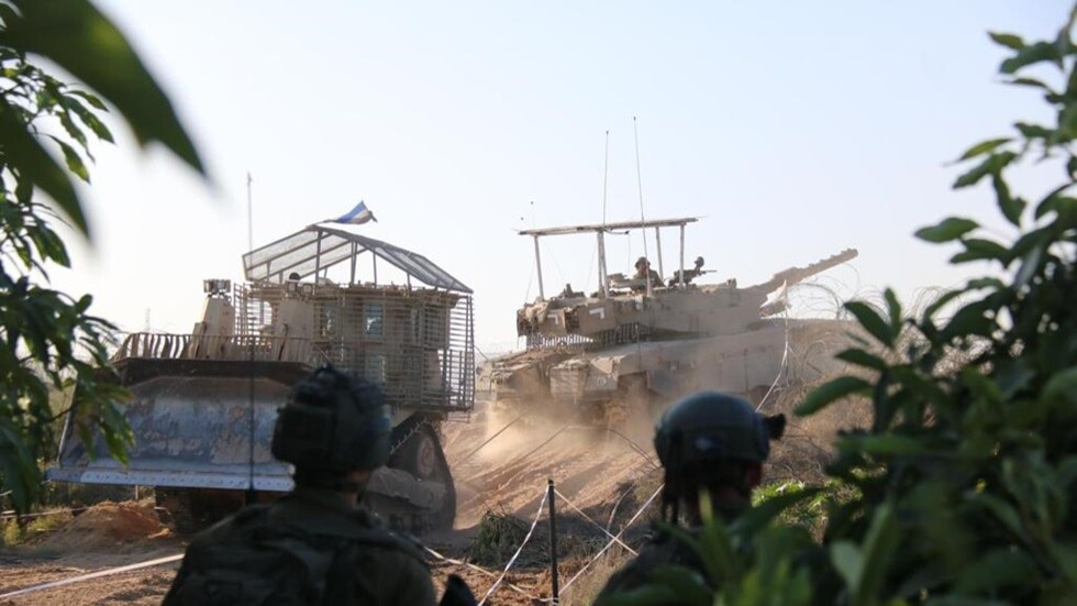 القناة 12 العبرية نقلا عن مسؤول: تحركات لإبرام اتفاق تبادل أسرى جديد