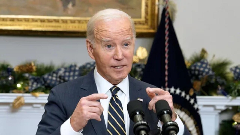 بايدن يتهرب من الإجابة عن سؤال حول متى سينصح كييف ببدء المفاوضات مع موسكو