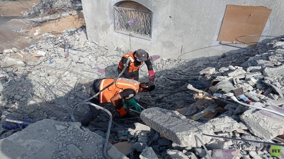 مراسلنا: قتلى وجرحى بقصف إسرائيلي لقطاع غزة واستمرار الاشتباكات على عدة محاور