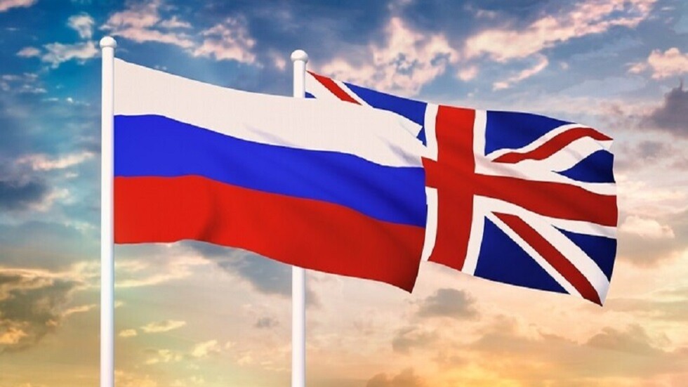 بريطانيا تحظر استيراد الألماس من روسيا