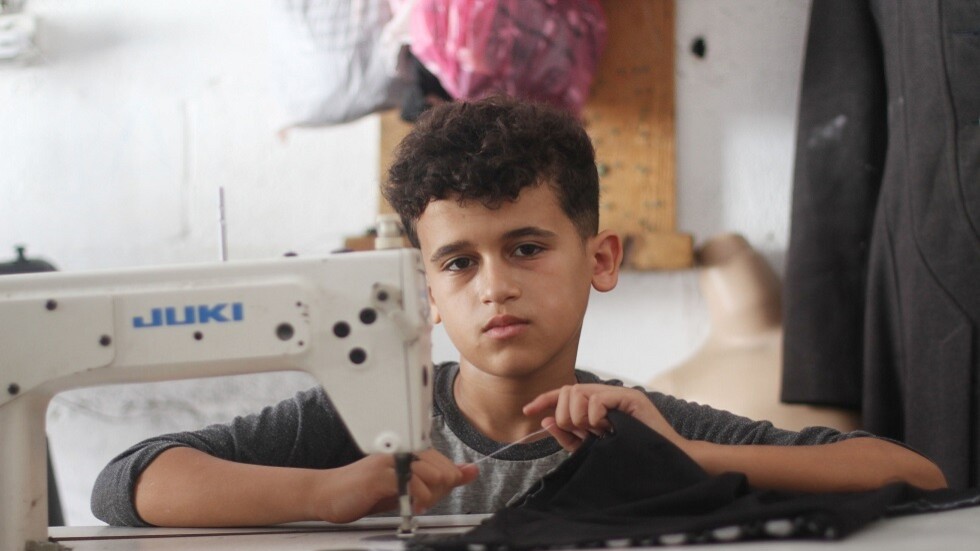 "المكتب الإعلامي" في غزة يحذر من ارتفاع عدد الضحايا جراء قطع إسرائيل للاتصالات