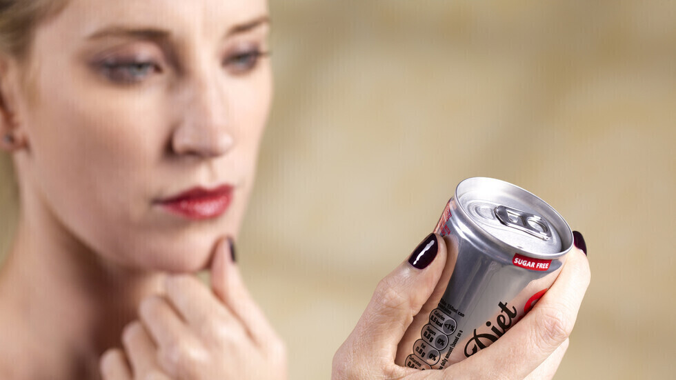 للمرة الثانية.. "كوكا كولا" تسحب آلاف المنتجات من الأسواق بسبب "مواد غريبة"