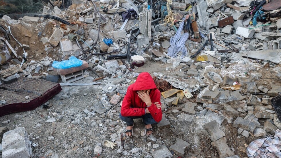 "الأونروا": أهل غزة يائسون وجائعون (فيديو)