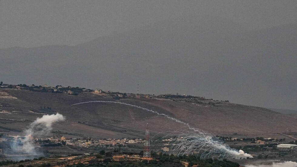 غارات إسرائيلية بالمقاتلات والمسيّرات تستهدف مواقع "حزب الله" في لبنان (فيديو)