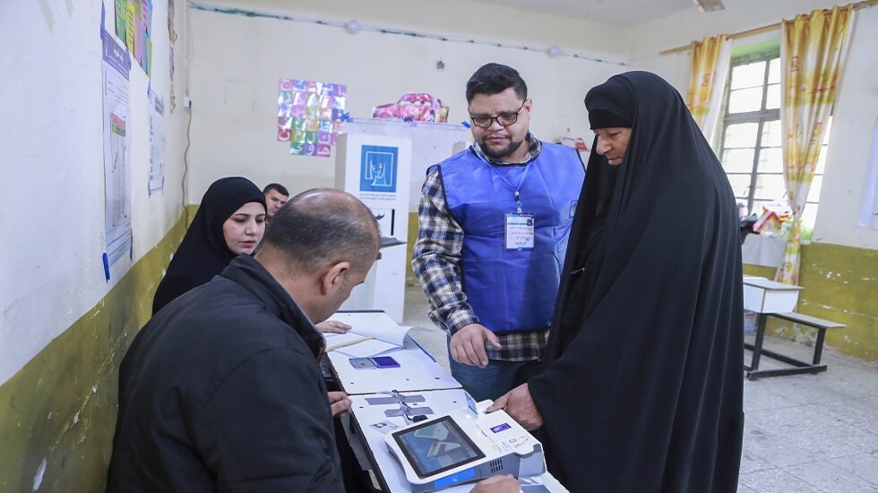 العراقيون ينتخبون مجالس المحافظات (فيديو)