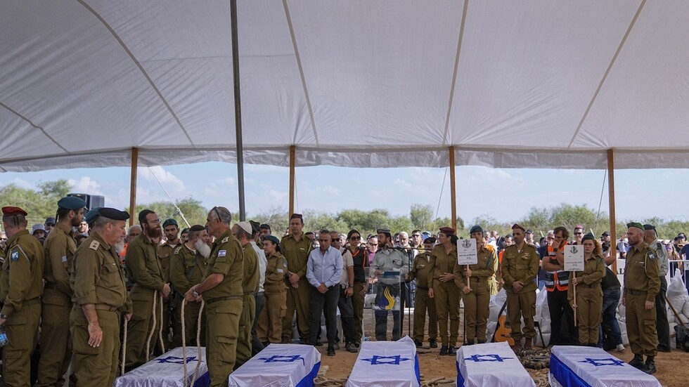 الجيش الإسرائيلي يعلن مقتل اثنين من عناصره في غزة