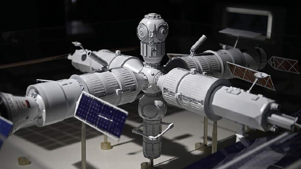 الكشف عن عمر المحطة الفضائية 