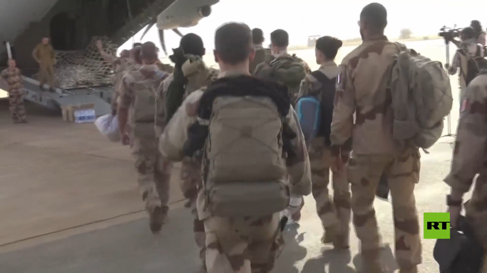 انسحاب آخر جنود القوات الفرنسية من النيجر