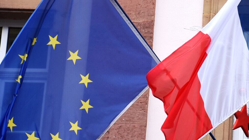 بعد اتفاق التجارة الحرة مع كينيا.. فرنسيون يدعون لتدمير الاتحاد والتحرر منه