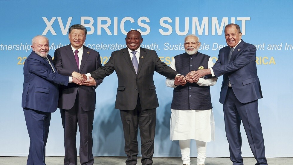 لافروف: لا حاجة ولا مصلحة لأحد حاليا بتحويل "بريكس" لمنظمة ذات أمانة عامة