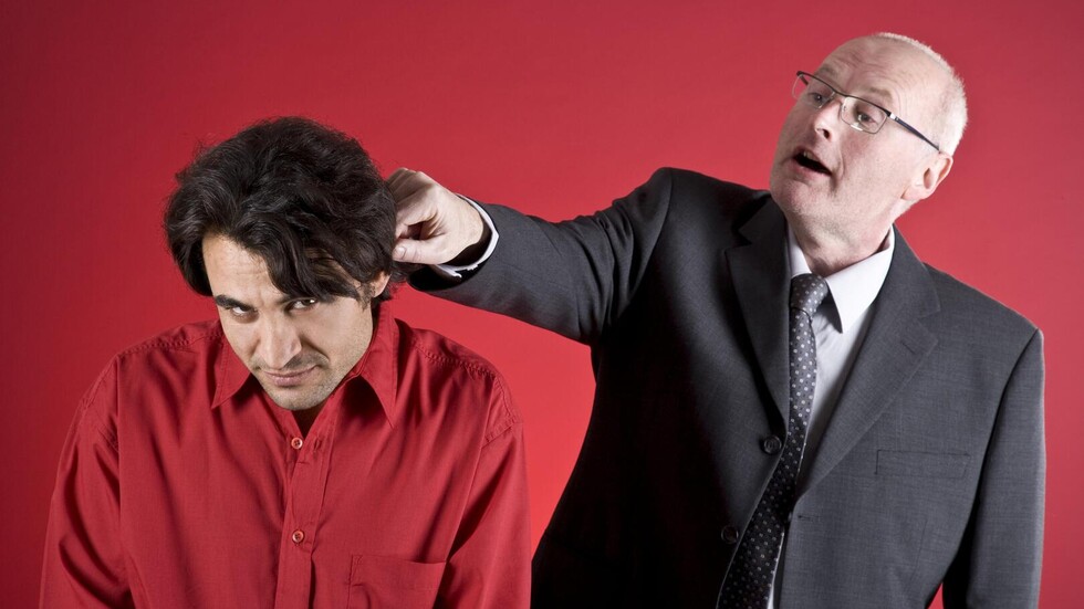 "العالم رهينة لسعر الفائدة الأمريكية".. بنوك كبرى تسرح آلاف الموظفين في 2023 