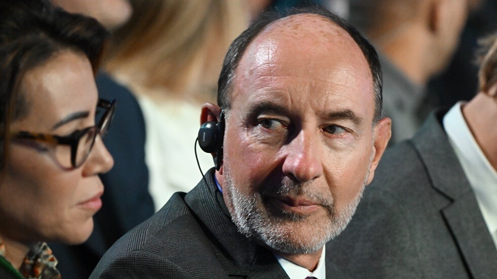 وزير روسي: حفيد ديغول يخجل من خيانة أوروبا للقيم المشتركة مع روسيا