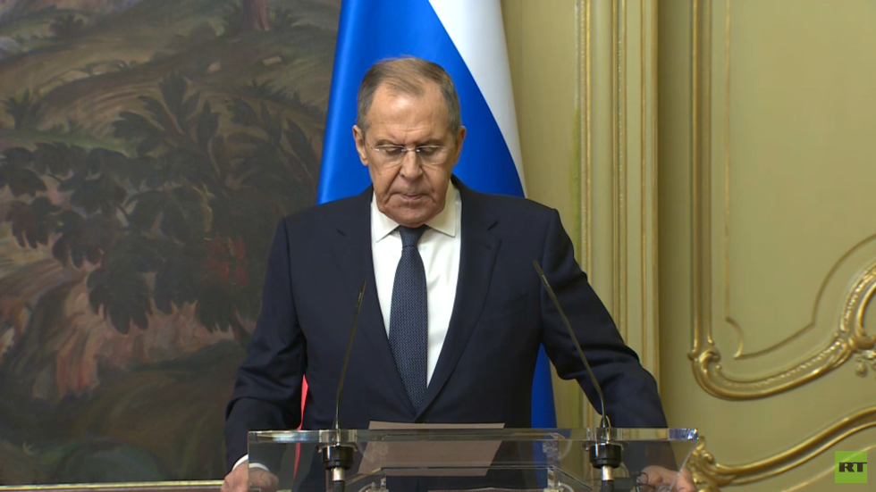 لافروف مع نظيره الهندي في موسكو: ممر الشمال الجنوب حصل على دعم من جميع الدول التي تعمل على إنجازه