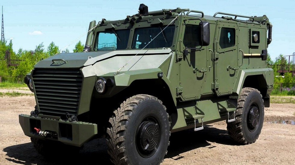 "قريبا ستسير فوق أراضي أوكرانيا".. قديروف يستعرض النماذج الأولية لـ"عربة الجهاد" (فيديو)