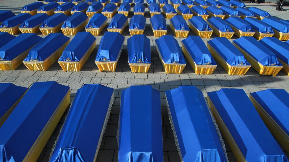 مساعدة قائد القوات الأوكرانية تدعو الجنود للقتال على الجبهات: سنموت جميعا على أية حال