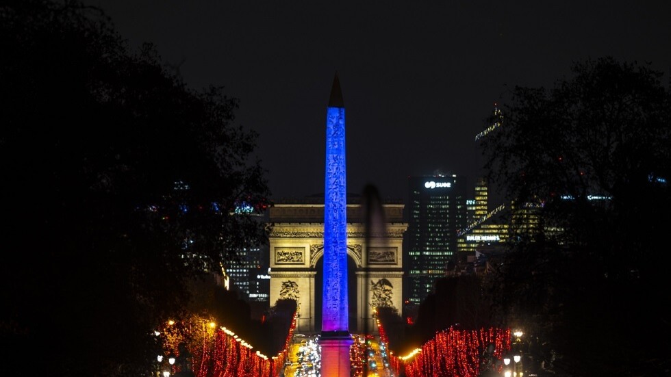 تهديد إرهابي "مرتفع جدا".. فرنسا تنشر 6 آلاف جندي و90 ألف شرطي استعدادا لاحتفالات رأس السنة الجديدة