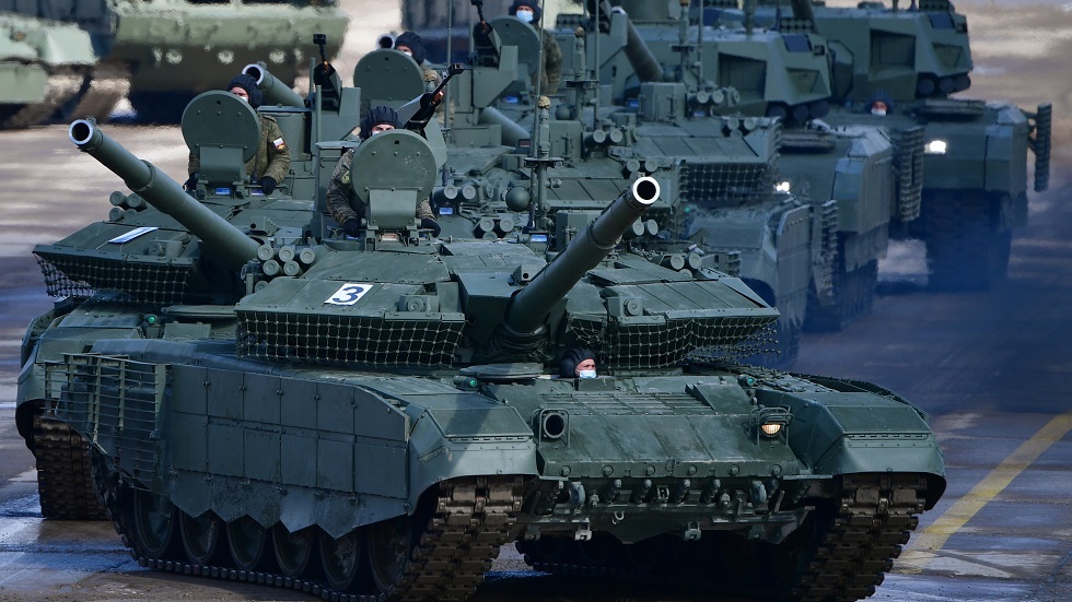 روسيا تجهّز الجيش بمدرعات جديدة ودبابات 