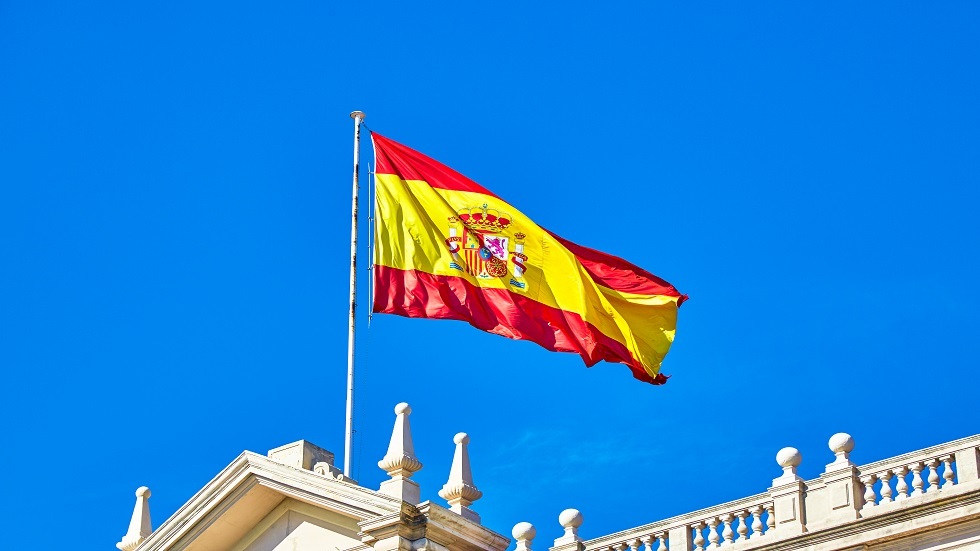 إسبانيا تطرد اثنين من موظفي السفارة الأميركية على خلفية اتهامات بالتجسس